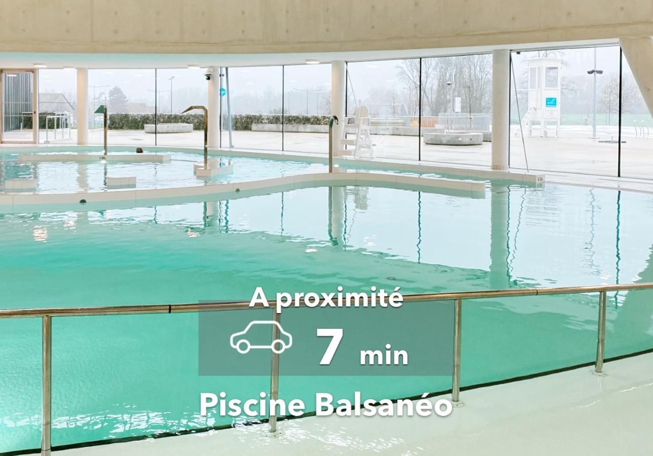 Le Studio Design ⸱ Stationnement Gratuit ⸱ Fibre Deols Bagian luar foto