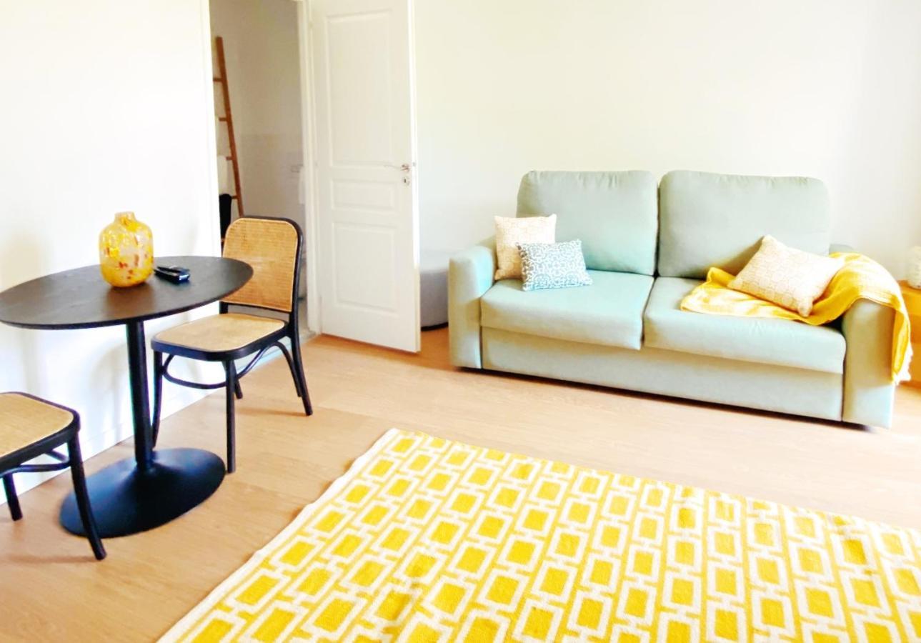 Le Studio Design ⸱ Stationnement Gratuit ⸱ Fibre Deols Bagian luar foto